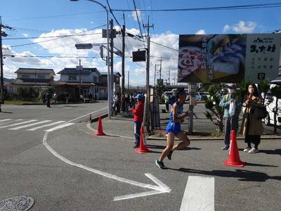 ゴール地点（篠山鳳鳴高校正門前）にて