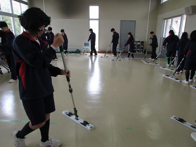 乾式モップの練習