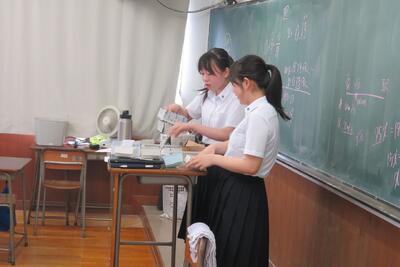 姫商,文化祭,モザイクアート,全学年,共同作業