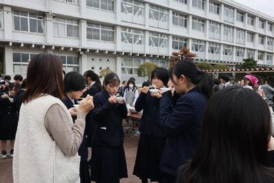 姫路商業,防災かまど,防災ベンチ,炊き出し,地域防災