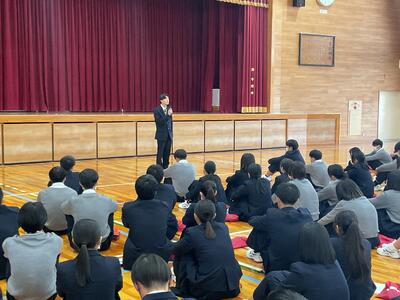 生徒代表挨拶 高田くん