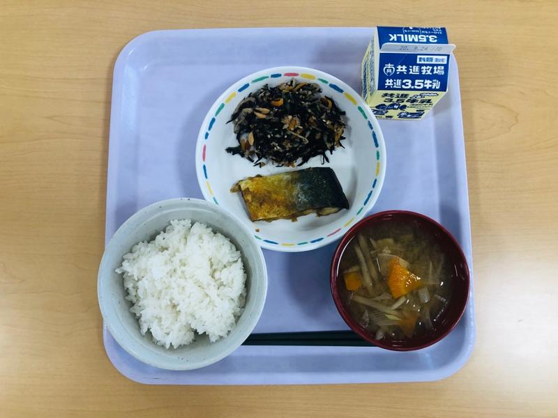 給食室 兵庫県立姫路しらさぎ特別支援学校