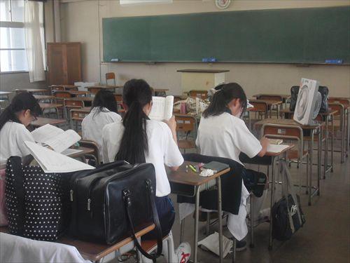 読み合わせ中　１