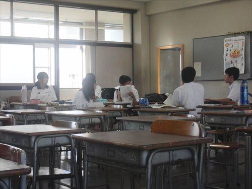読み合わせ中　３