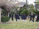 同窓会館から自転車置き場へ･･･