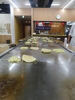 広島焼にチャレンジ！