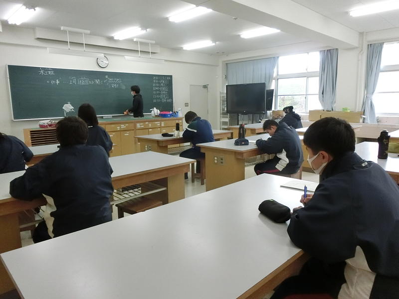 安全に仕事をするうえで大切なことを学びました。