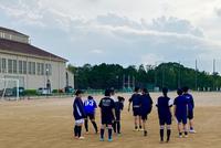 祥雲館高校での練習前