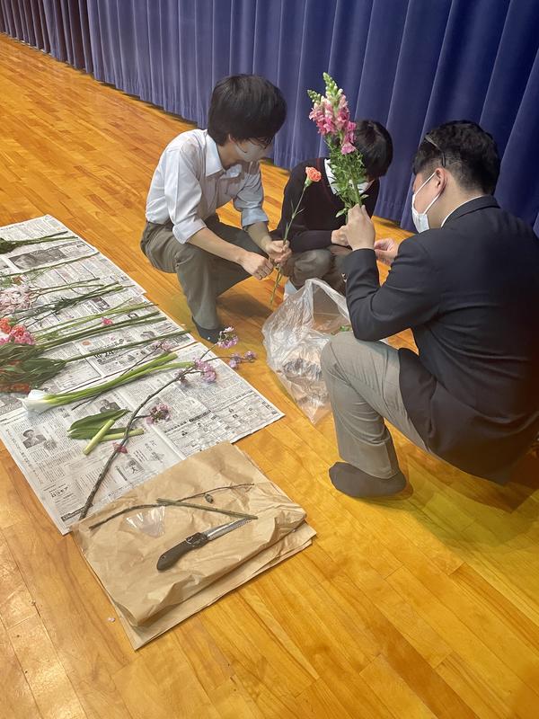 お花を選んでいます