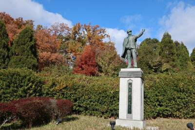 やってきました大阪大学