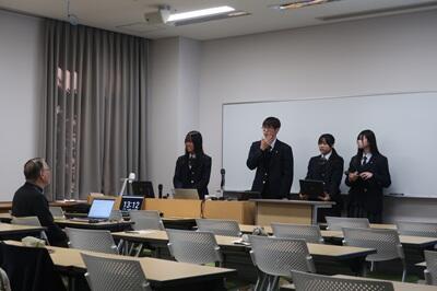 自分の言葉で話すことも経験です。