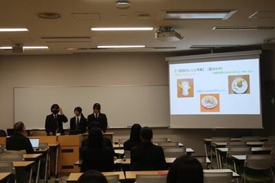 質問にも頑張って答えます。